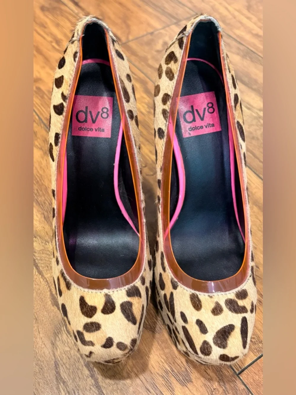 Dolce Vita DV8 Leopard Calf Hair Platform Heels Size 6 Statement Pumps
